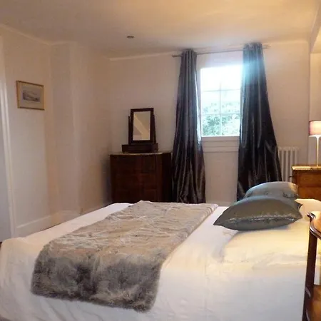 Chambres D'hotes La Chataigneraie 3* 온드라스