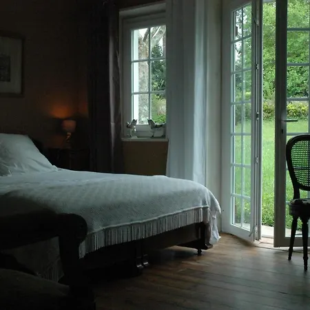 Chambres D'hotes La Chataigneraie 3*